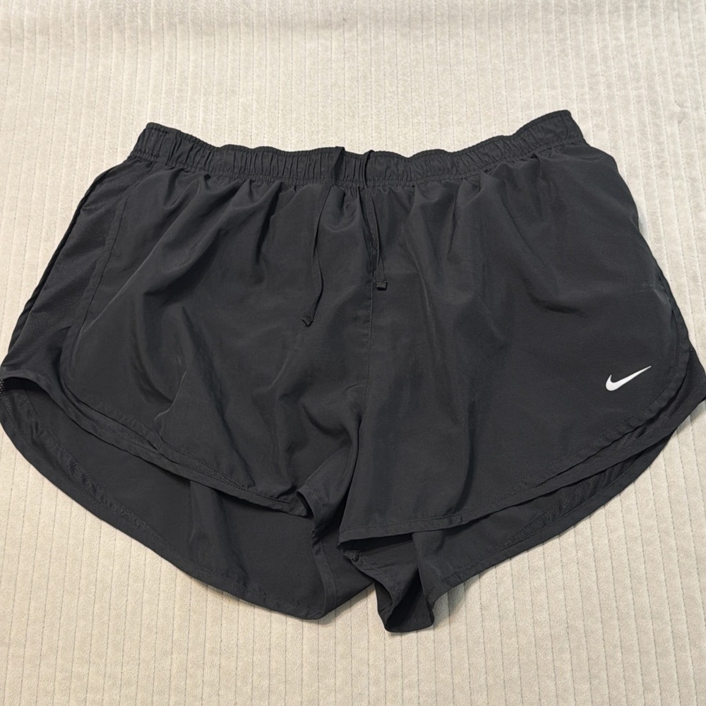 Nike Shorts Womens 2XL Black Dri-FIT Tempo Running 3in Athletic 831558-014 Lined